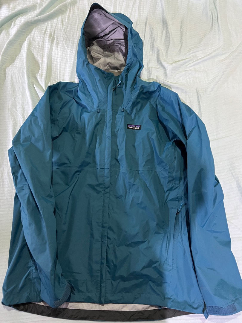 Rain jacket patagonia best sale mens