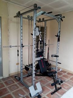 Power cage with cross over machine