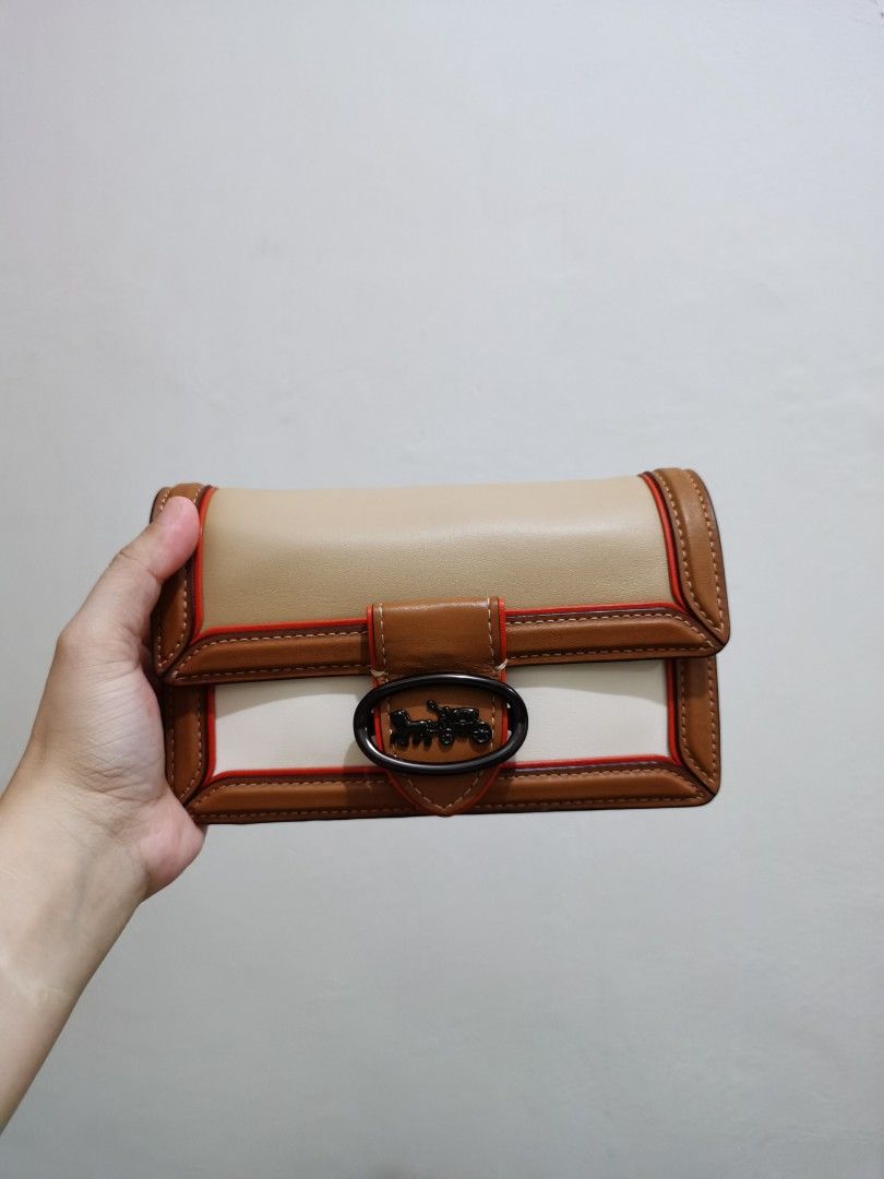Riley convertible deals belt bag