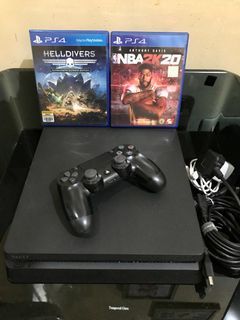 Ps4 Slim 500GB with Games