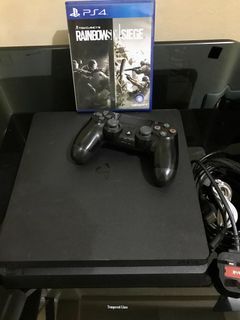 Ps4 slim with Game