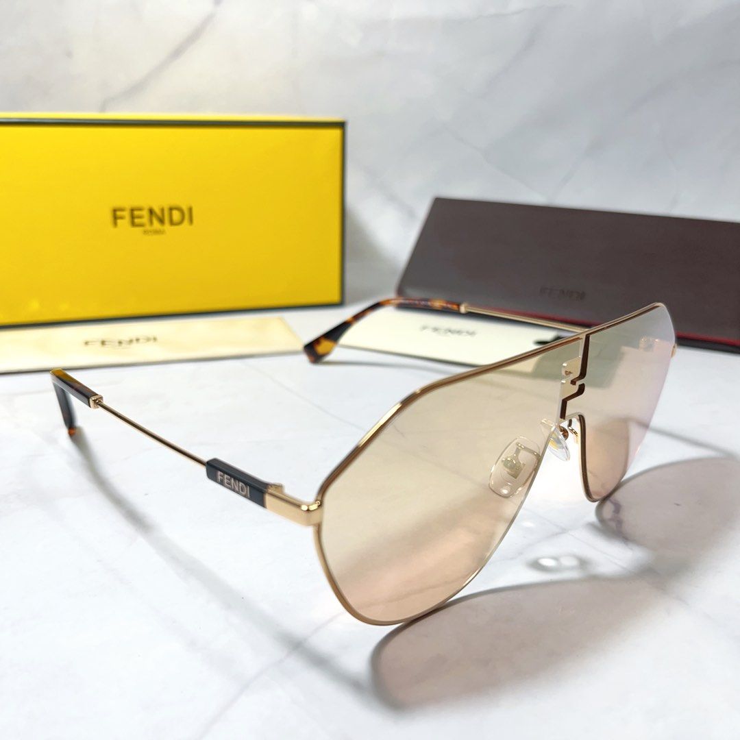 Sunglasses Fendi FF Match FE40080U