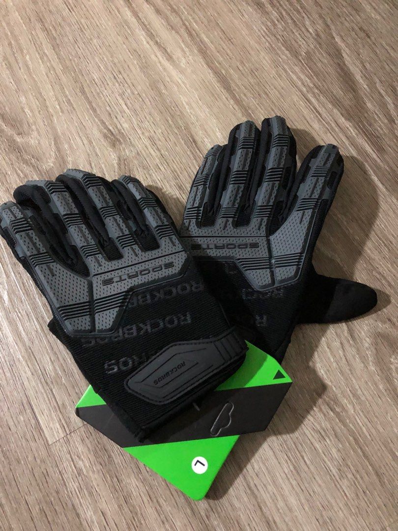 Rockbros Gloves, Motorcycles, Motorcycle Apparel on Carousell