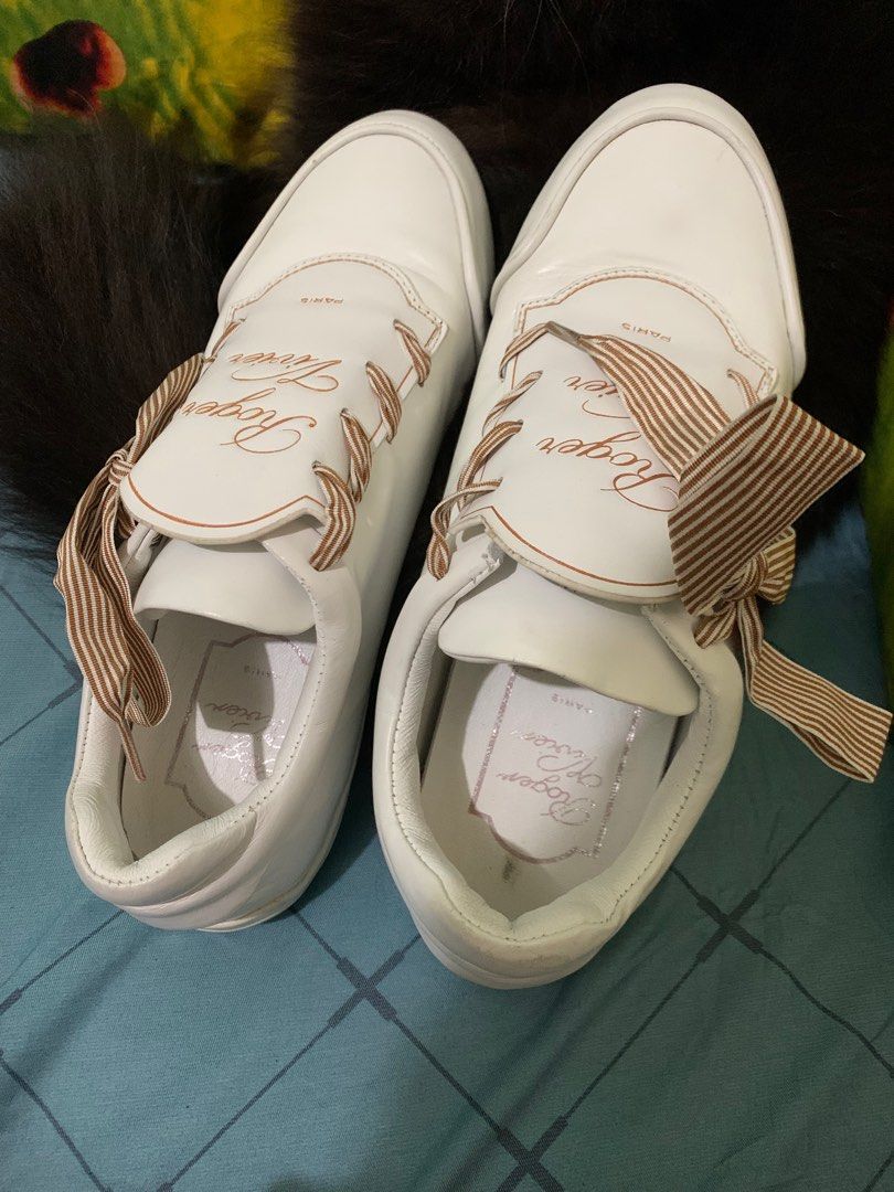 Roger vivier sneakers sale 2025