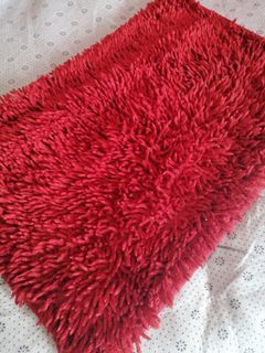 Rugs (Dark Red)