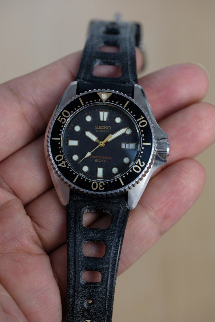 Seiko 2A22 0170 quartz diver August 1987 Women s Fashion