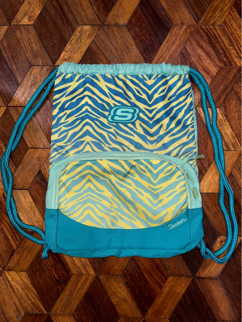 Skechers drawstring backpack on Carousell