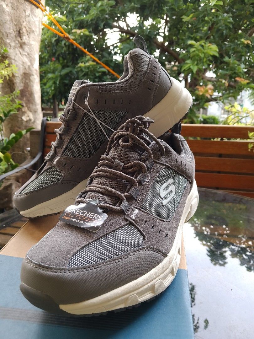 Skechers tennis cheap shoes 9.5
