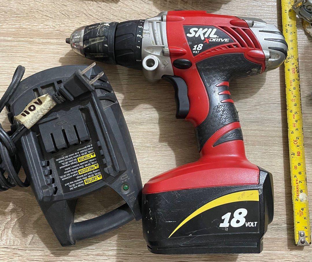 Skil xdrive 18 best sale volt drill charger