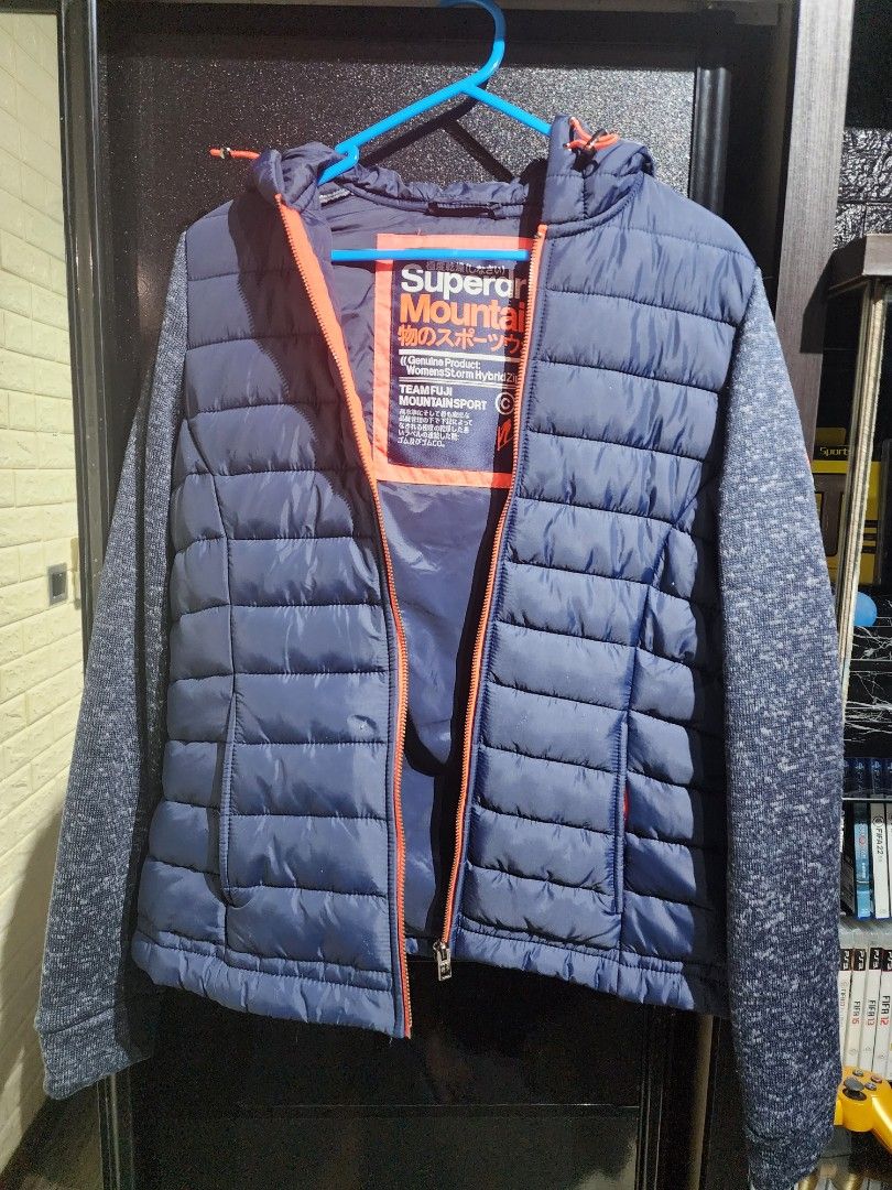 Superdry mountain storm hybrid hot sale