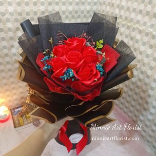 Sweet Homemade chocs: Coklat Bouquet Dlm Bakul - Tema Purple +