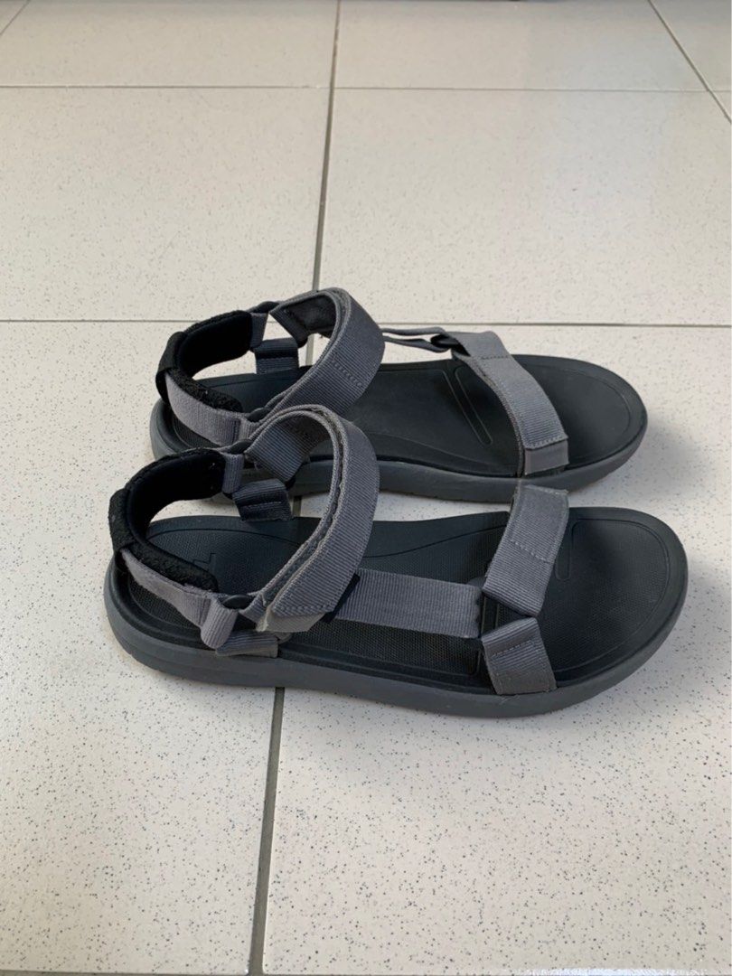 Teva sanborn universal sandal discount
