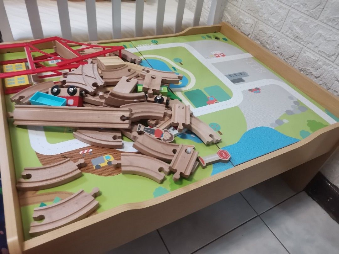 Train track and table with storage toy, Hobbies & Toys, Toys & Games on