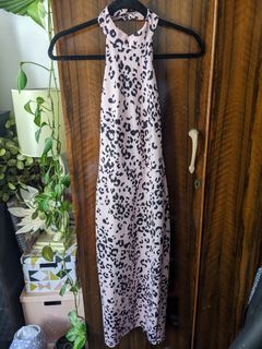 True Violet cheetah print midi dress Blush size Small AU8