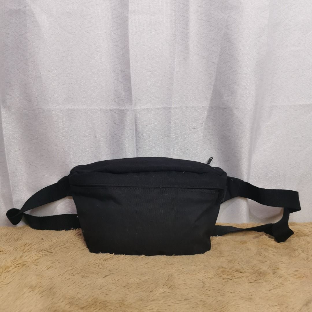 Uniqlo Belt Bag on Carousell