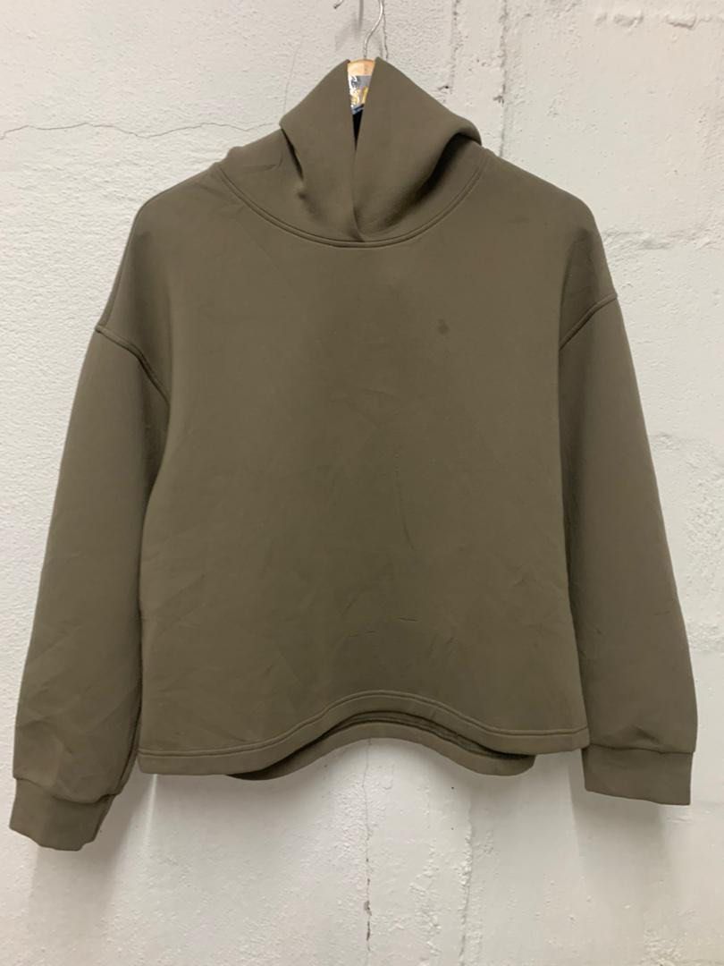 Uniqlo Stretch Dry Sweat Cropped Hoodie