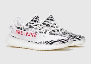 adidas Yeezy Boost 350 v2 Zebra, Men's Fashion, Footwear, Sneakers on  Carousell