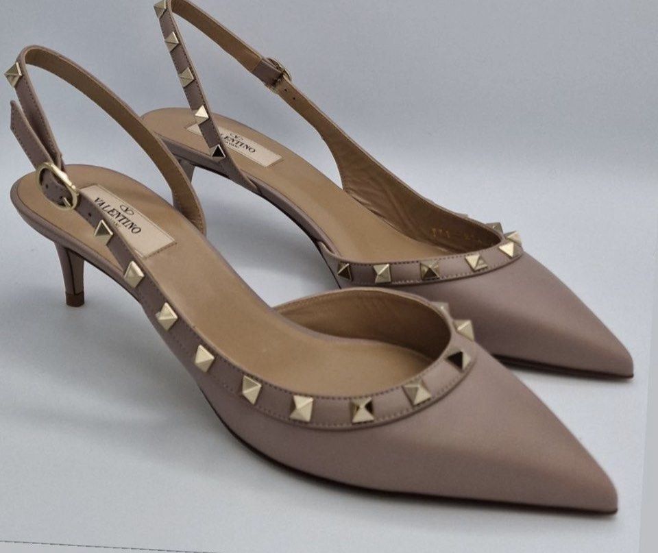 Valentino Rockstud Heel on Carousell