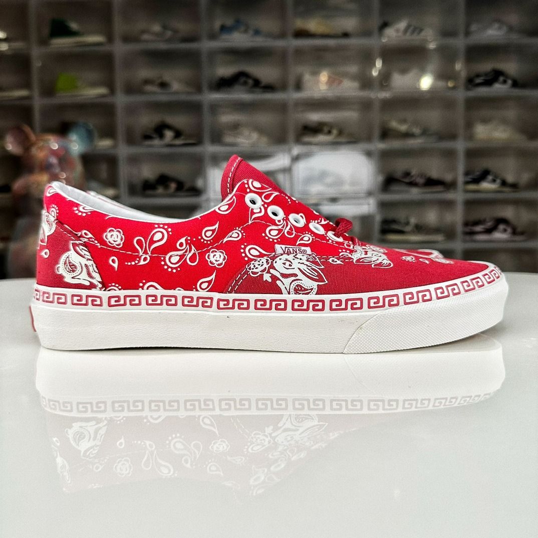 Vans Year of the Rabbit Zodiac Era Red vintage printed cashew flower canvas shoes