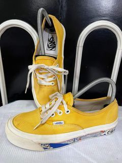 Vans yellow
