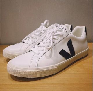 （分類：）位於 。 由 amabellearnoldo 提交（商品編號 1235082394，圖片 1）。簡介： 。