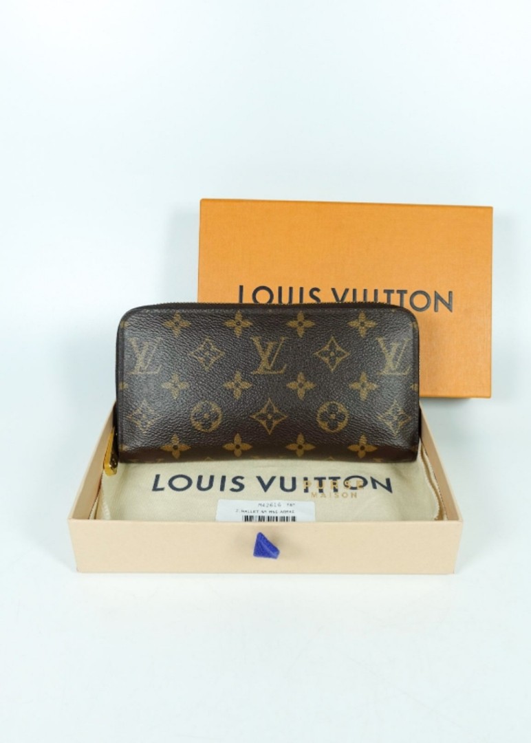 Louis Vuitton - Authenticated Sarah Wallet - Cloth Khaki for Women, Very Good Condition