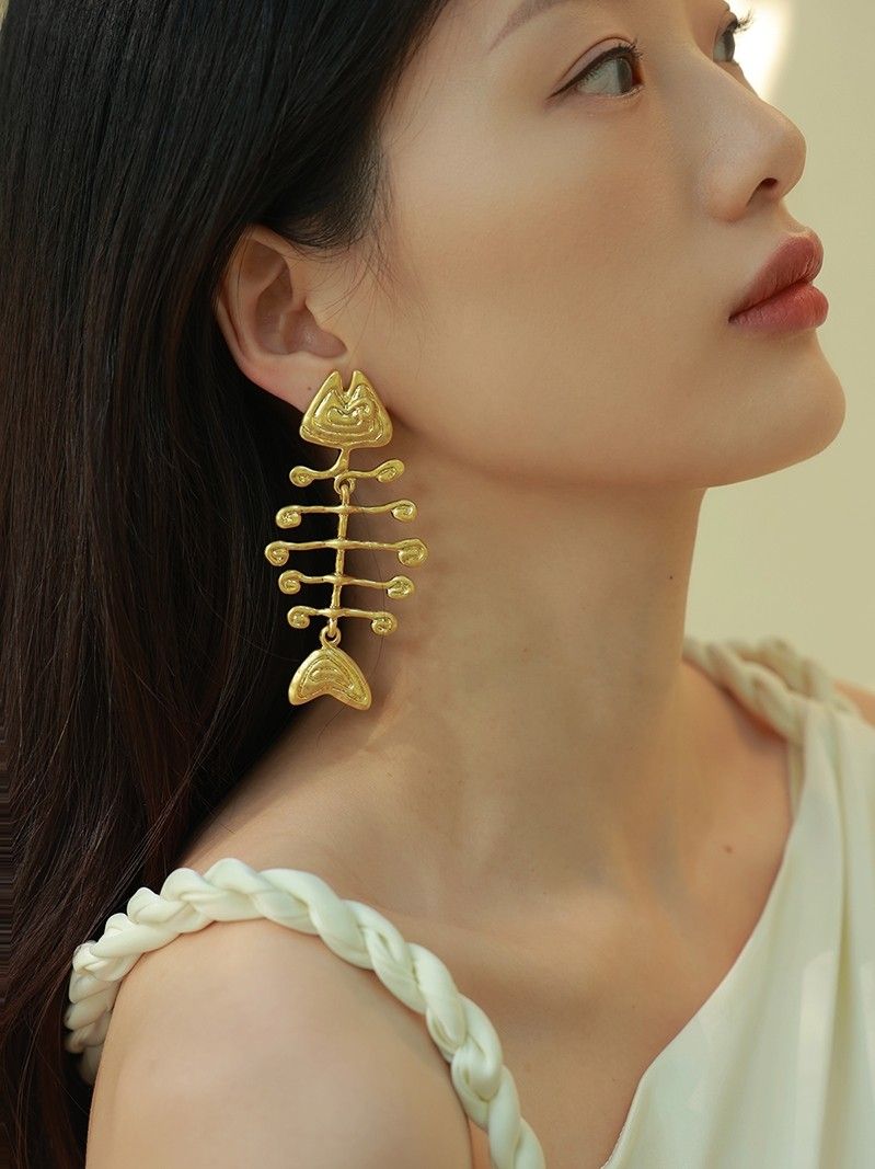 Vintage Design Fish Bone Gold Plated Earrings