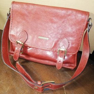 vtg tuscany leather bag I u