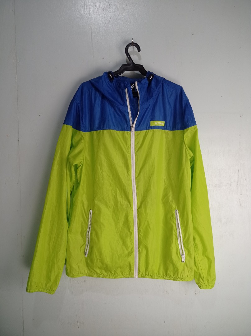 Wind breaker, Women's Fashion, Coats, Jackets and Outerwear on Carousell