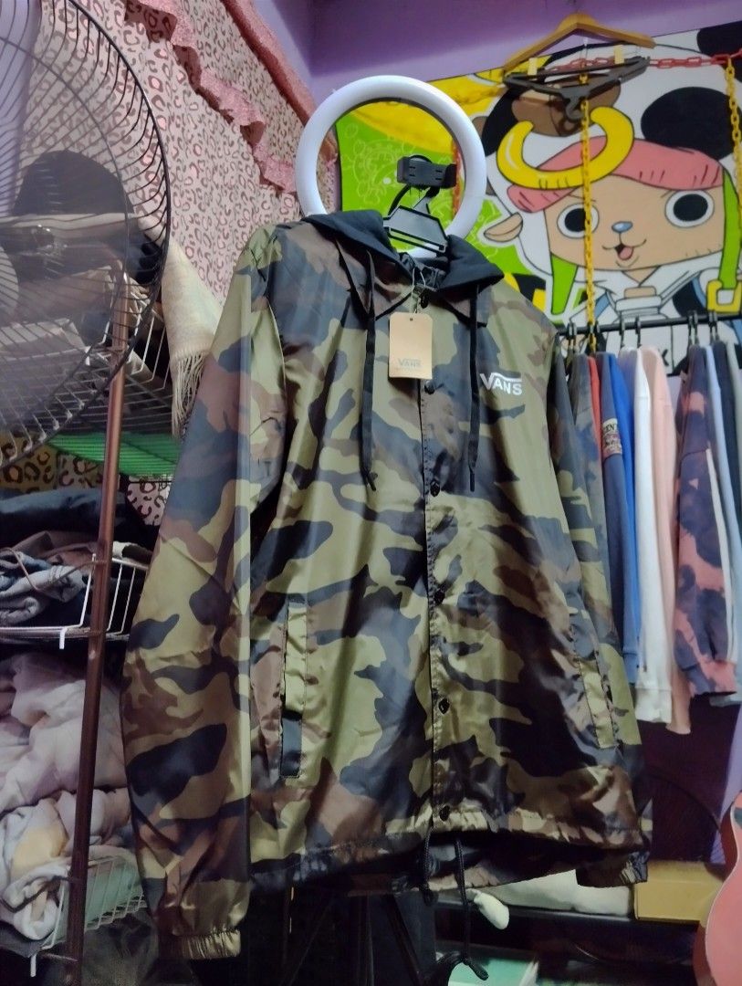 Windbreaker Vans Camo Rare Men s Fashion Coats Jackets and