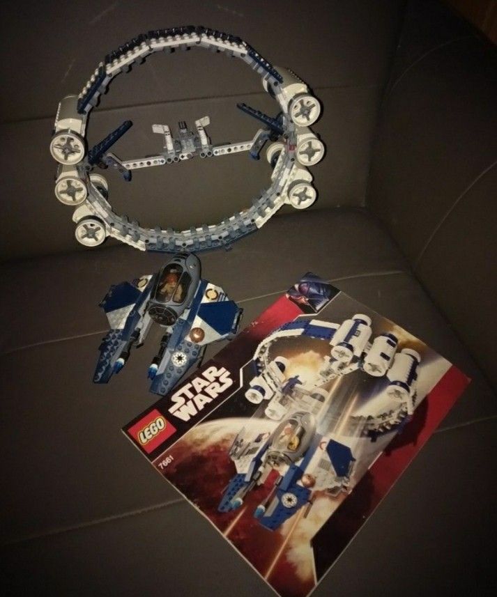WTS Lego Exclusive 7661 Obi Wan Jedi Starfighter with hyperspace