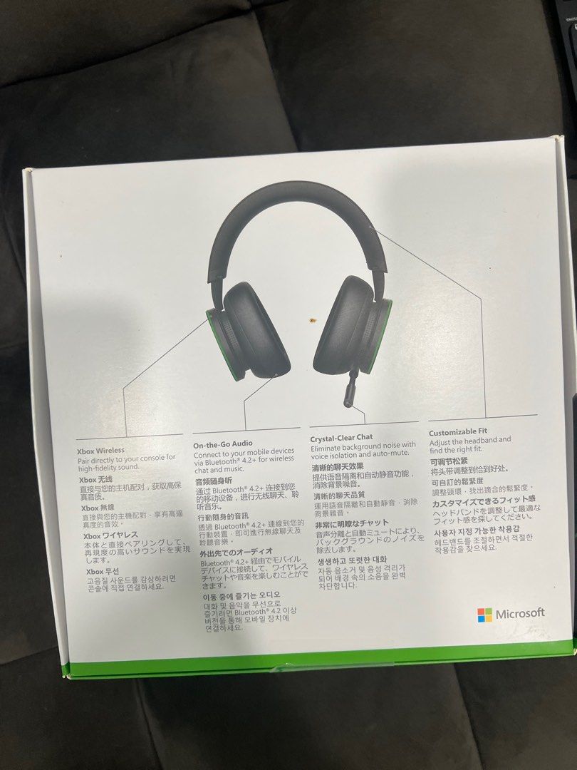 Xbox wireless headset, Audio, Headphones & Headsets on Carousell