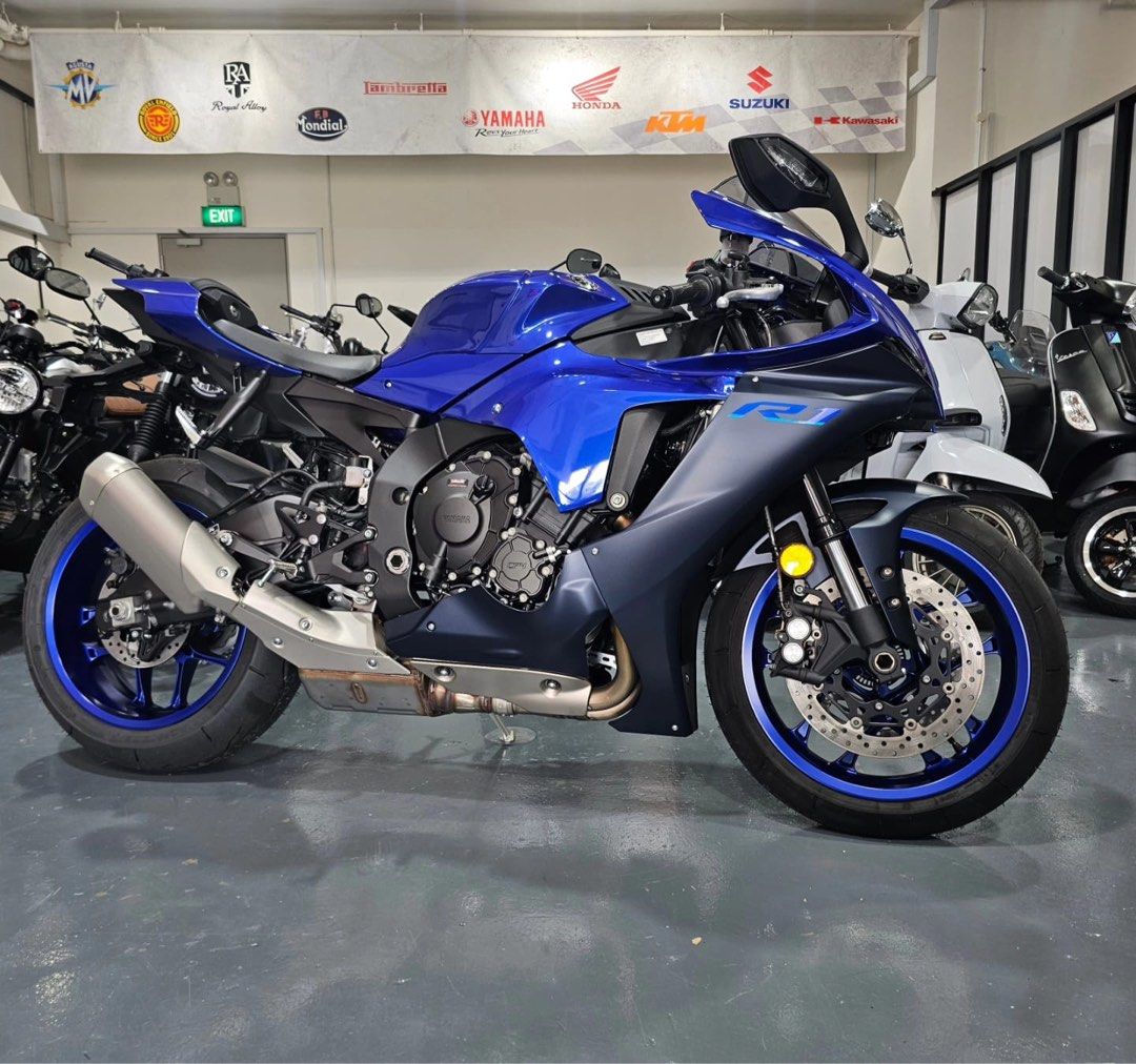 Honda r1 for store sale