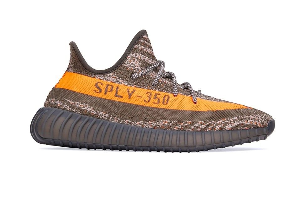 Yeezy 350 V2 Carbon beluga, Men's Fashion, Footwear, Sneakers on