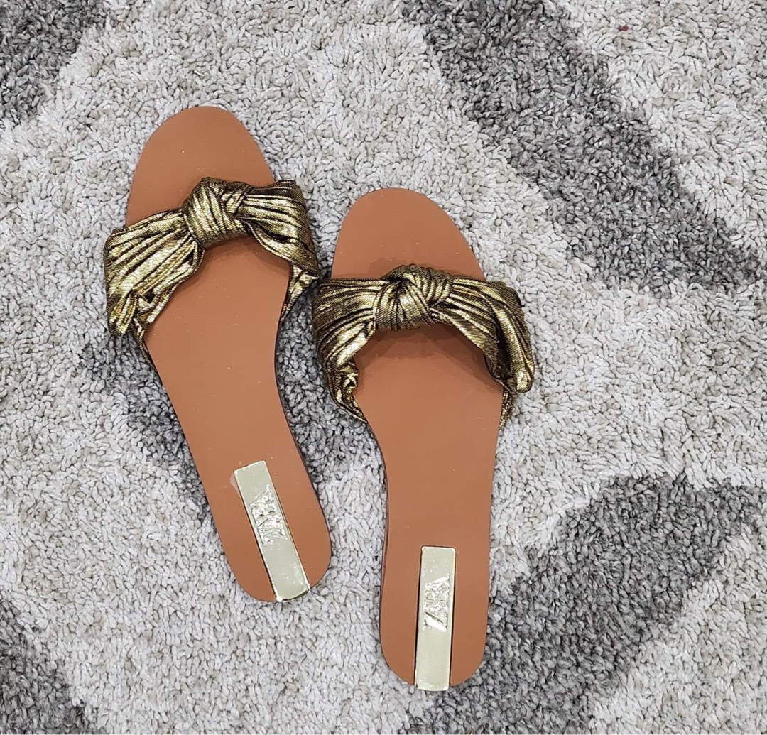 Zara Gold Sandals, Women's Fashion, Footwear, Sandals on Carousell