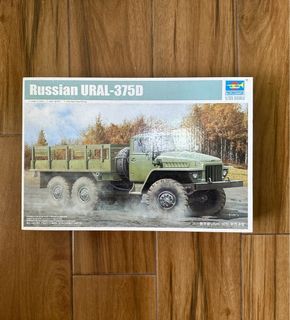 1/35 Russian URAL 375 D Trumpeter
