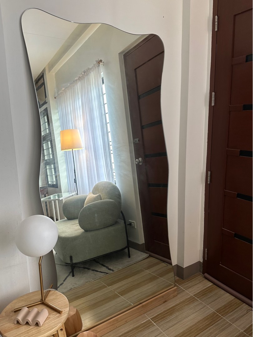 3ft x 6ft frameless irregular shaped mirror w/ wood stopper, Furniture