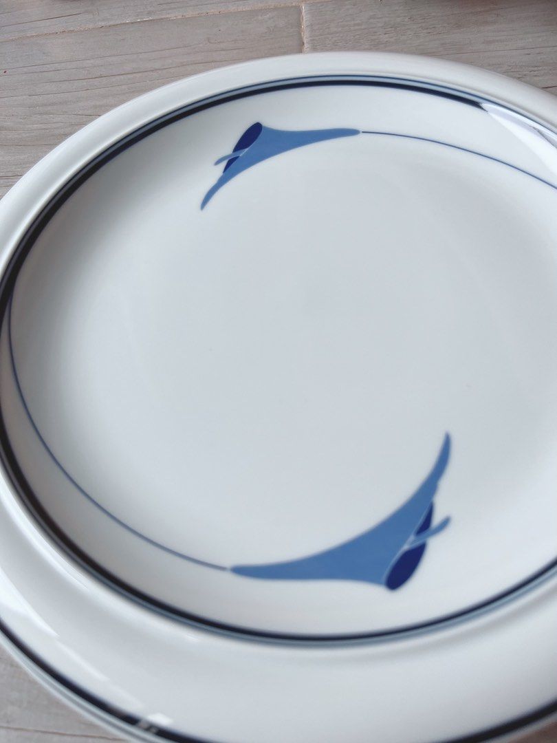 5 Hoya dinner plates (Category: Dinnerware & Cutlery) located in Silay City. Submitted by royal_salisbury.0215 (Listing ID 1236638498, Image 2). Description: 🌼🌼🌼 Like new/ excellent condition 5 pcs Hoya dinner plates 🌺🌸 For only 1,500 😊Please message us for further inquiries. Thank you! .