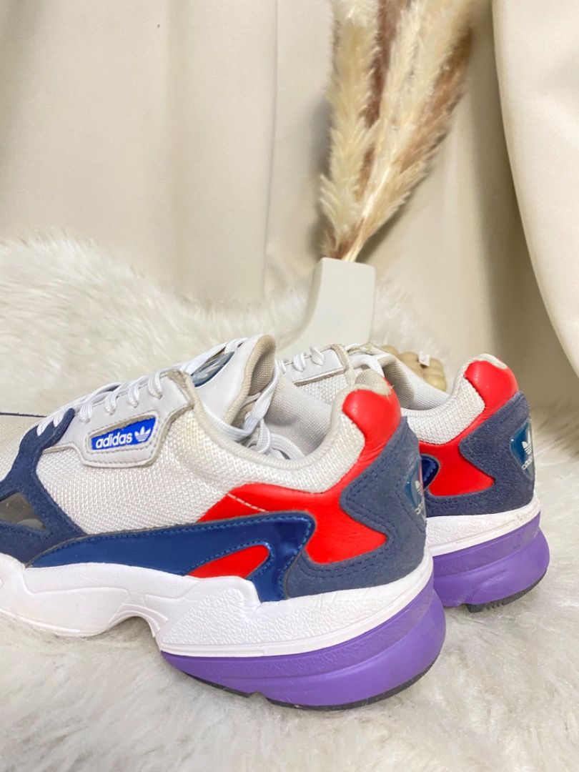 Falcon women's white blue on sale