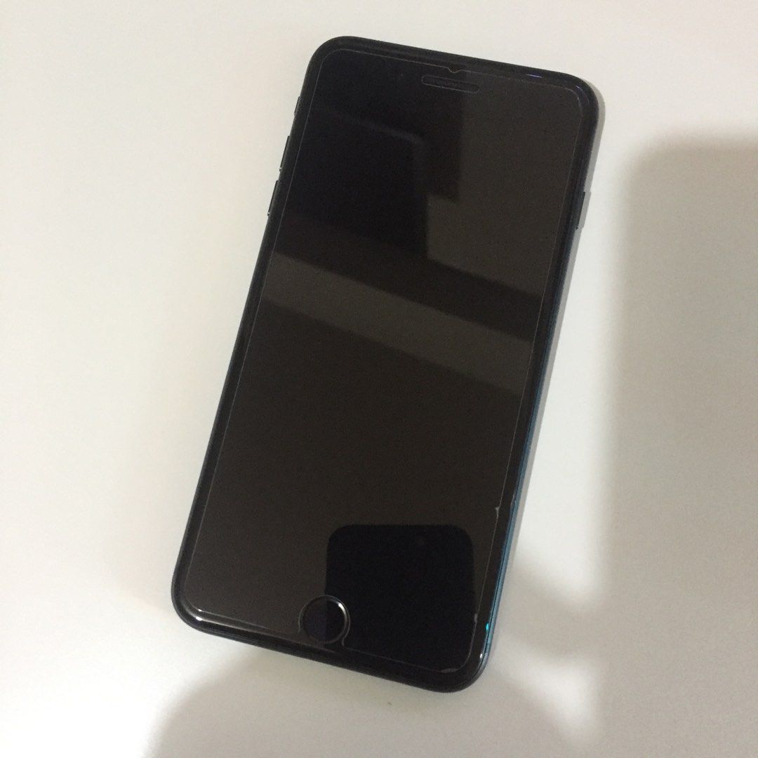 Apple iPhone 8 Plus 64GB (Category: iPhone 8 Series) located in Mandaluyong City. Submitted by stuffinaboxmanila (Listing ID 1236657600, Image 1). Description: ➡️ Lady owned ➡️ With Tempered Glass/Case since Day 1 ➡️ Battery health: 76% ➡️ No issues/very smooth/never opened or repaired ➡️ Globe locked ➡️ Inclusions: Unit and Box ➡️ Meet up only so you can test the phone.