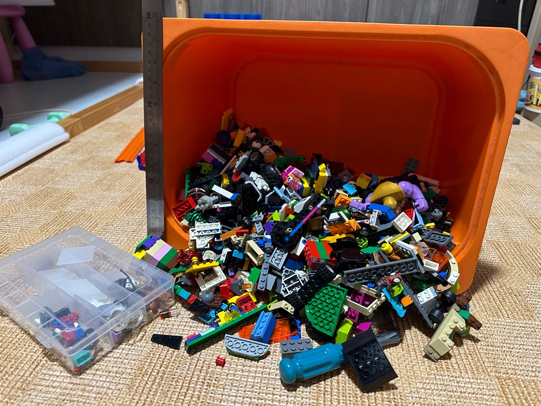 assorted lego blocks