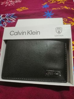 Authentic brand new Calvin Klein leather men's wallet