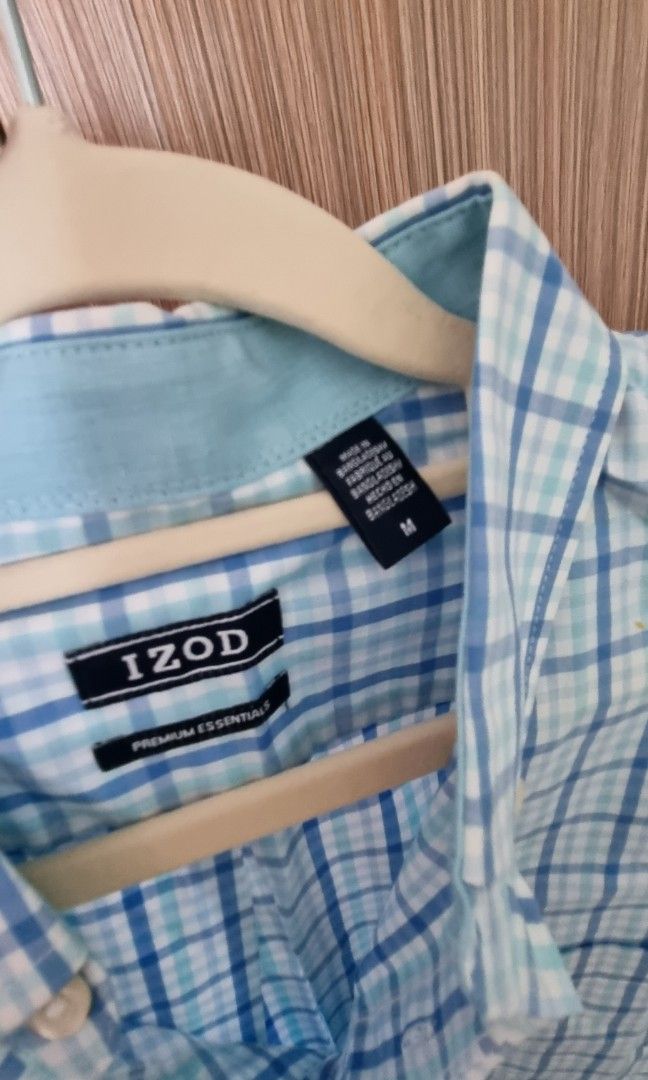 Authentic izod long sleeves polo (Category: Formal Shirts) located in Quezon City. Submitted by averyav (Listing ID 1236698670, Image 2). Description: Authentic izod long sleeves polo Medium on tag In excellent condition! No flaws RFS: rarely used.