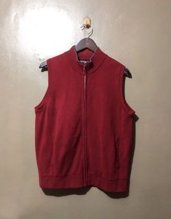 Authentic UNIQLO Cardigan Vest