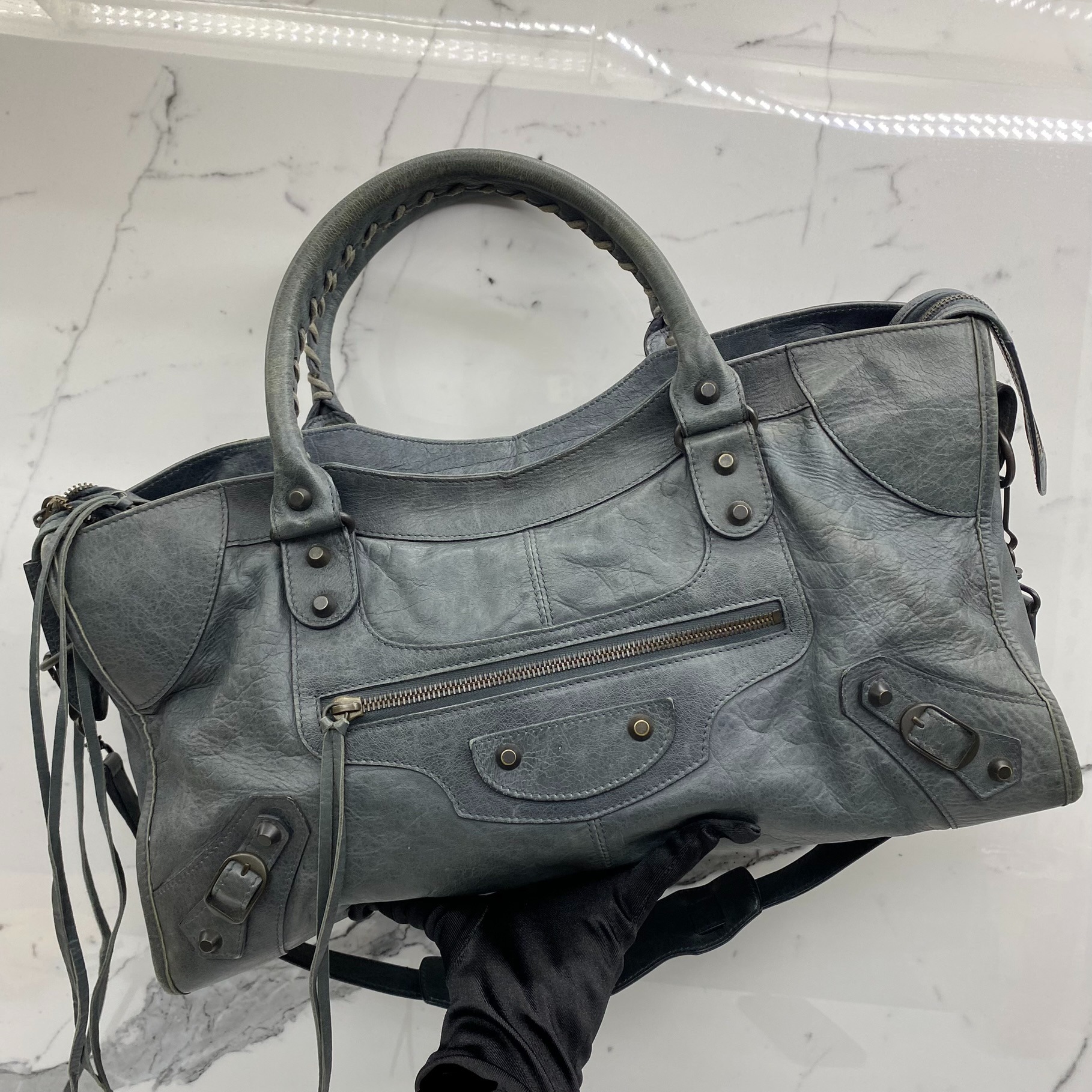 BALENCIAGA 168028 DARK BLUE LEATHER CLASSIC PART TIME SHOULDER BAG 237016171 WE Luxury Bags Wallets on Carousell