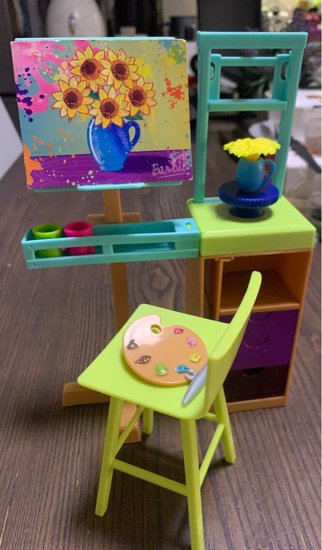 Barbie shop painting set