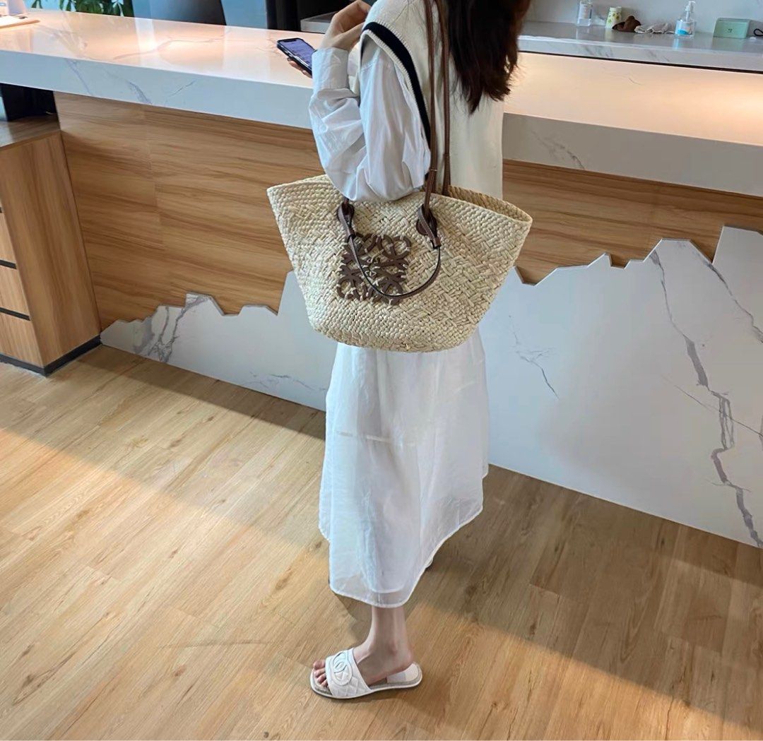 Loewe Beach Bag 30cm Organizer Pouch