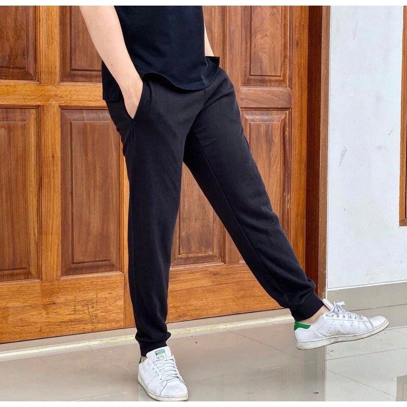 Black Jogger Pants, Men's Fashion, Bottoms, Joggers on Carousell