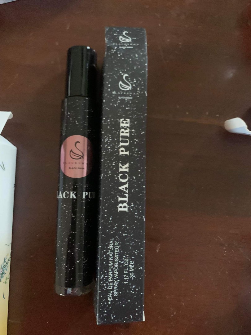 Black discount swan perfume