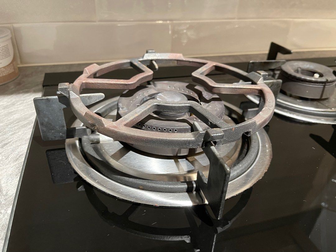 BOSCH PBD7331SG 3BURNER GAS HOB (PUB GAS) Box and protected, TV